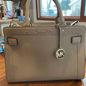 NWT Michael Kors Rayne satchel